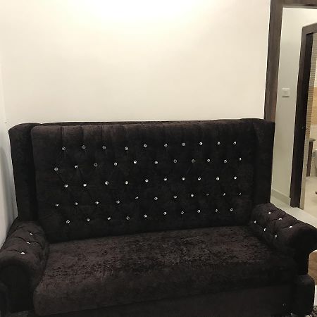 Hotel Mmk Κανπούρ Εξωτερικό φωτογραφία