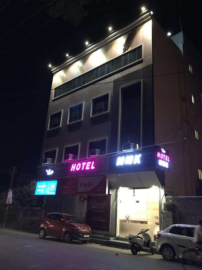 Hotel Mmk Κανπούρ Εξωτερικό φωτογραφία