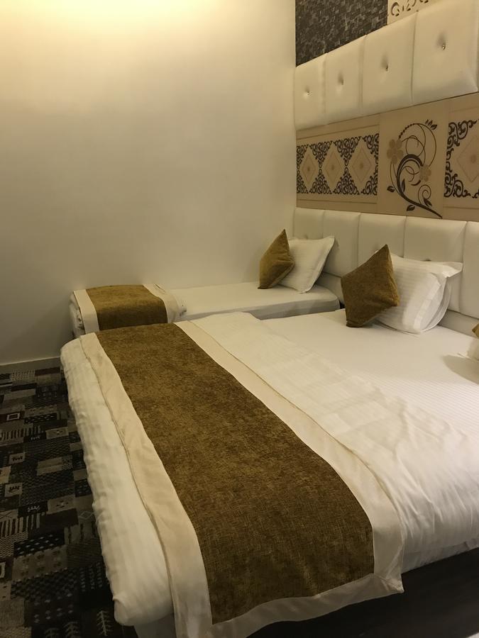 Hotel Mmk Κανπούρ Εξωτερικό φωτογραφία