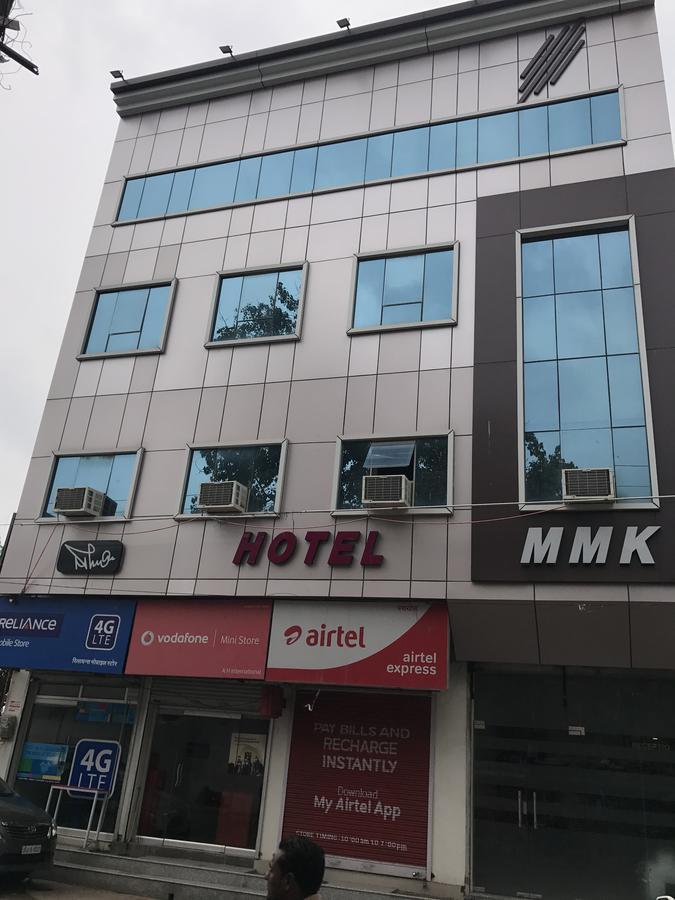 Hotel Mmk Κανπούρ Εξωτερικό φωτογραφία