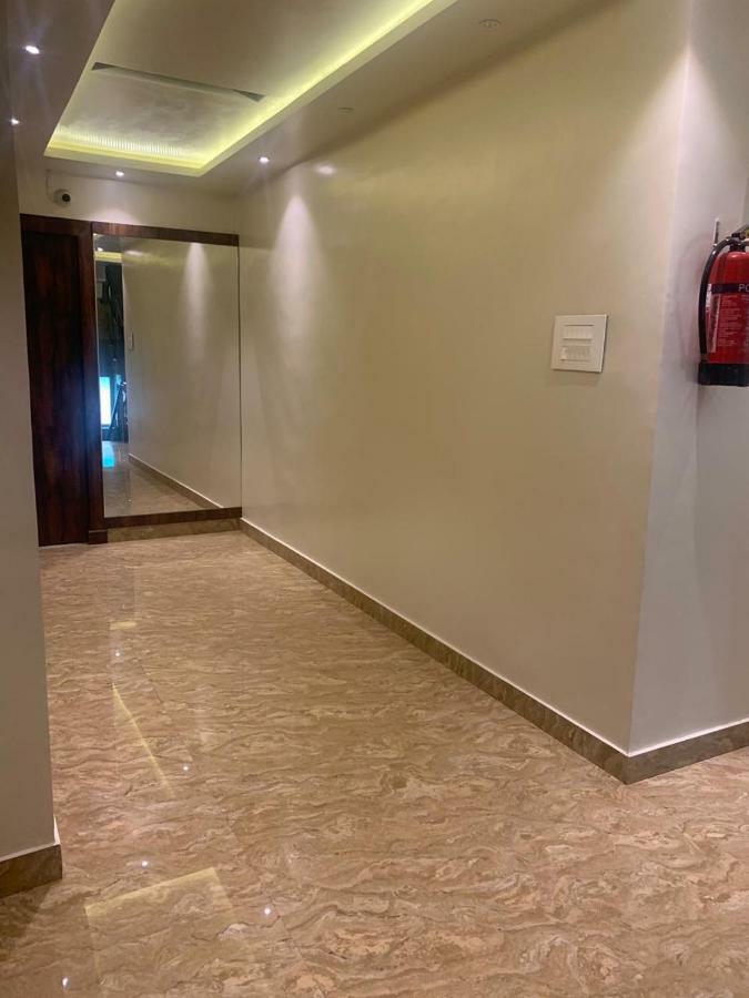 Hotel Mmk Κανπούρ Εξωτερικό φωτογραφία